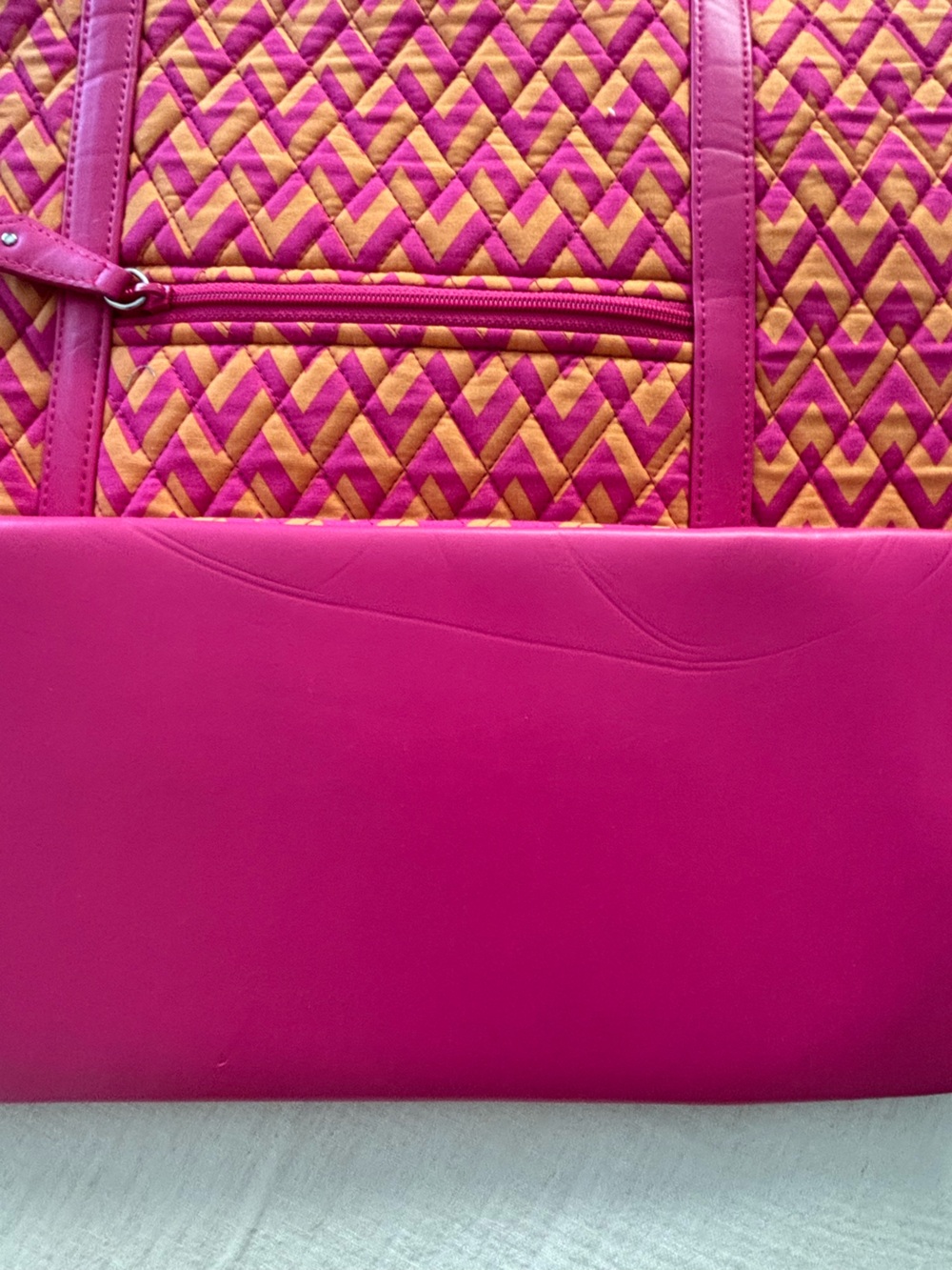 Vera Bradley Quilted Chevron Ziggy Zags Pink & Orange Tote Bag New with Tags - Picture 4 of 4